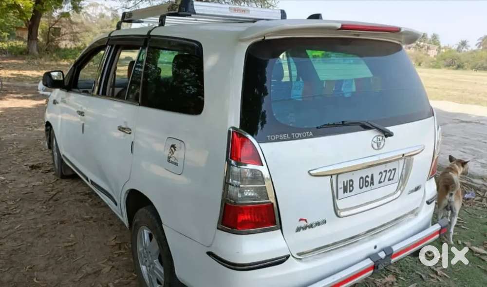 Toyota Innova 2009 Diesel 120000 Km Driven