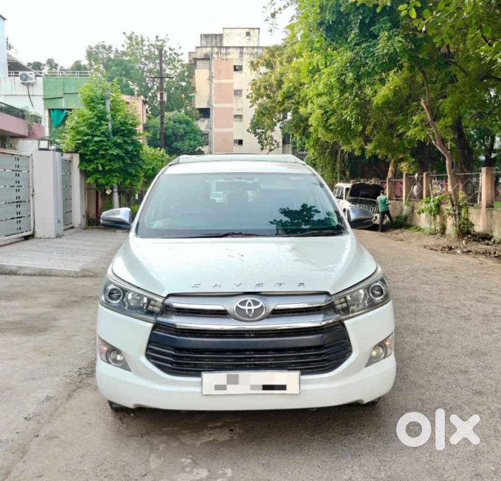 Toyota Innova Crysta 2.4 V 7 Str, 2018, Diesel