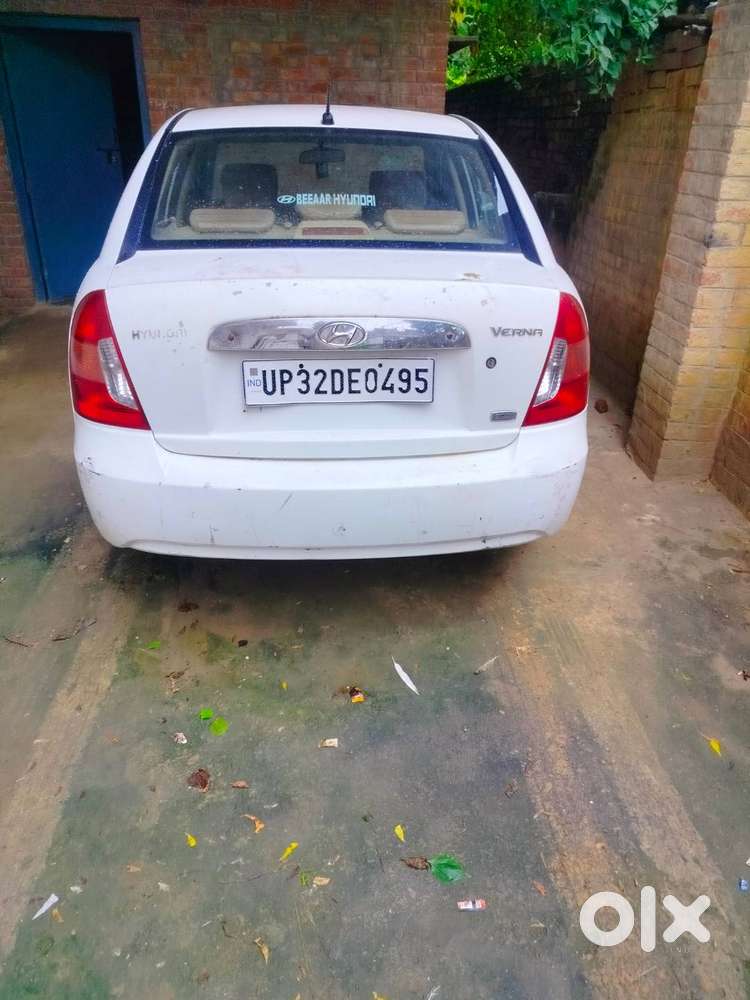 Hyundai Verna 2010 Anniversary Edition