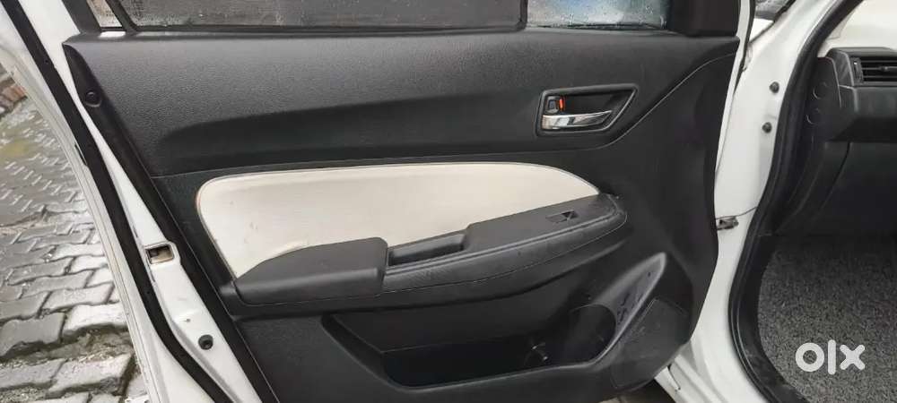 Maruti Suzuki Swift Vxi 2021 Petrol,