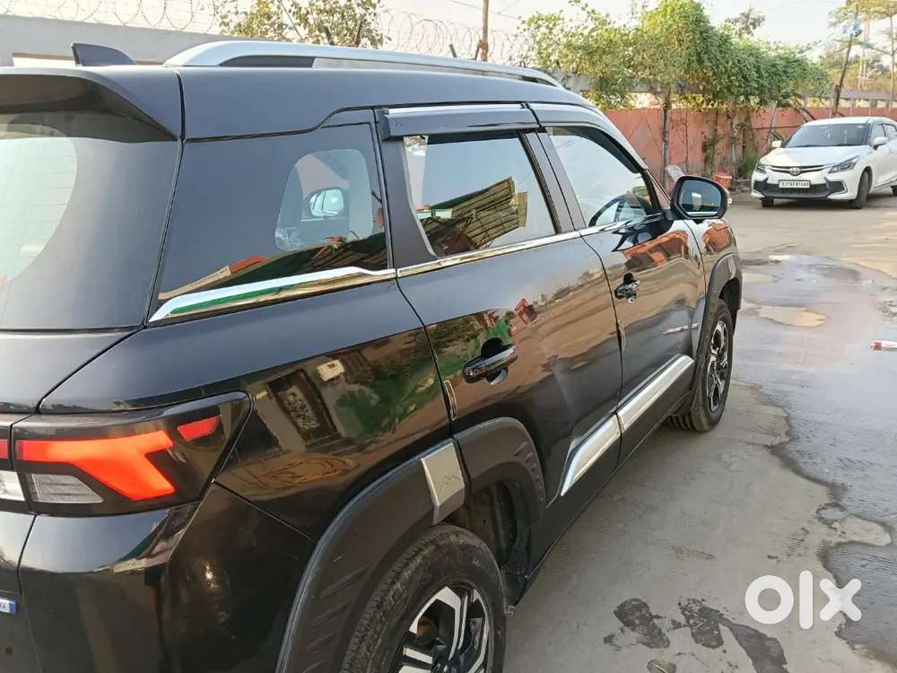 Maruti Suzuki Brezza 2023 Petrol Automatic 53000 Km Driven