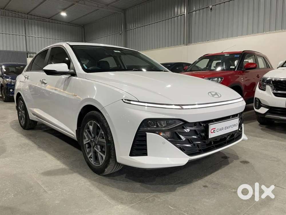 Hyundai Verna 1.5 Sx (o) Vtvt Ivt, 2023, Petrol