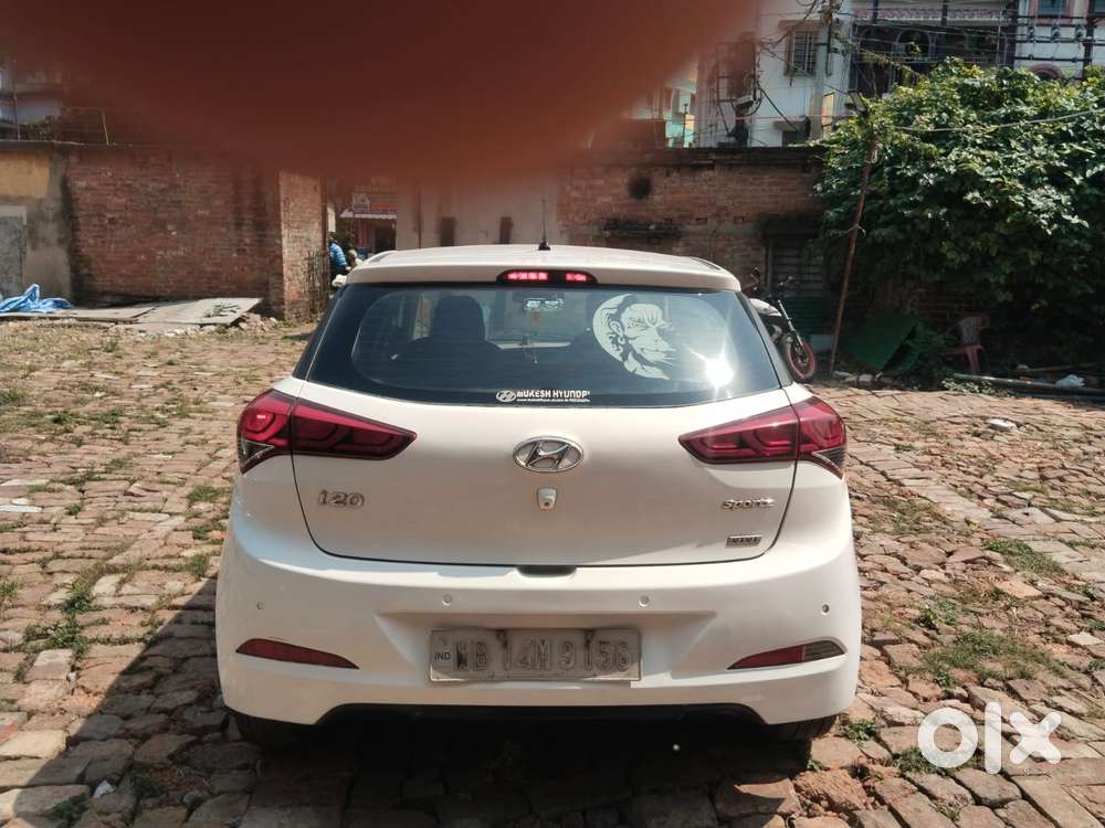 Hyundai I20 Sportz 1.2 Bs-iv, 2015, Petrol