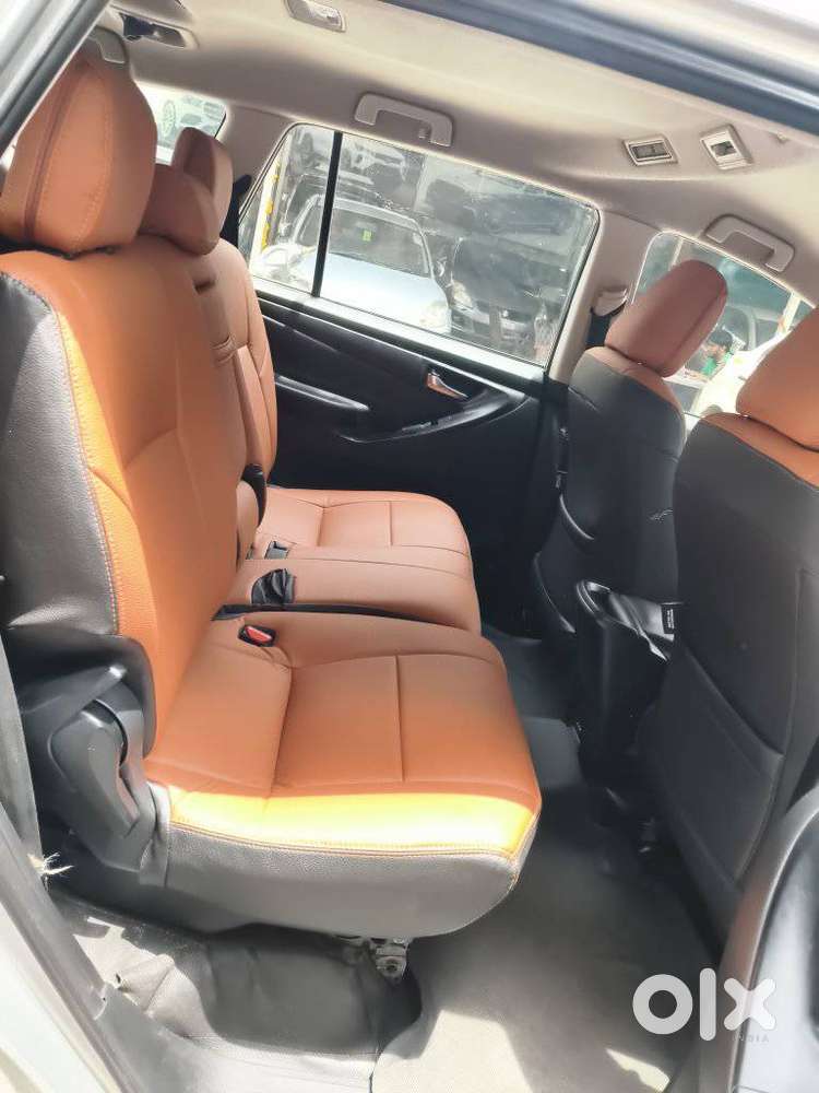 Toyota Innova Crysta 2.4 G Mt 8s, 2019, Diesel