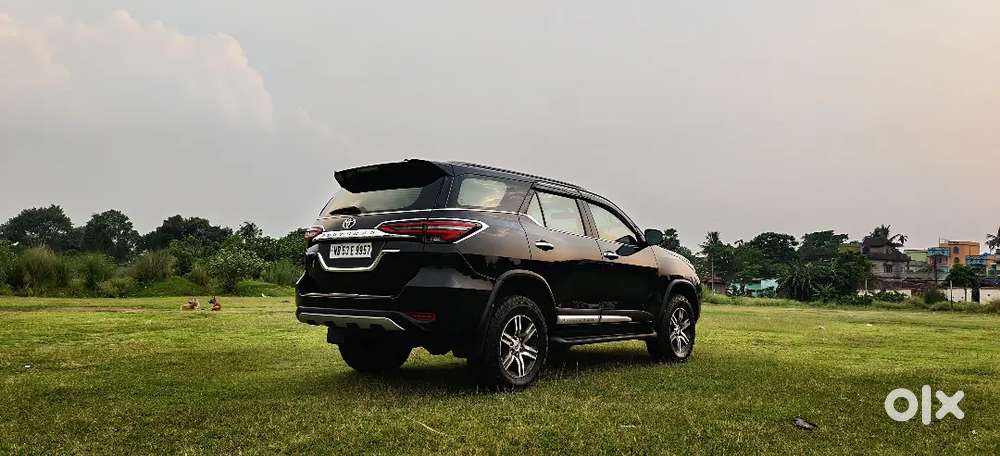 Toyota Fortuner Legender 2025 Diesel Well Maintained