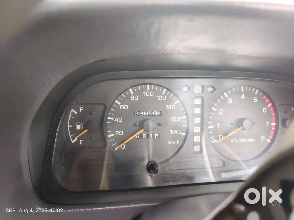 Toyota Land Cruiser Prado 2000 Petrol 85000 Km Driven