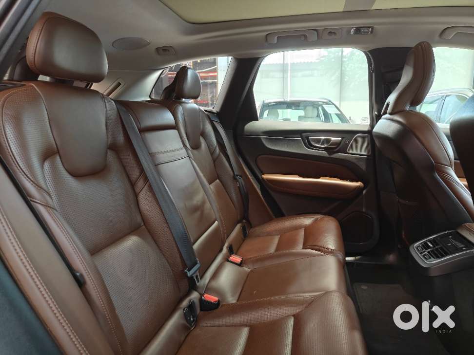 Volvo Xc60 D5 Inscription, 2019, Diesel