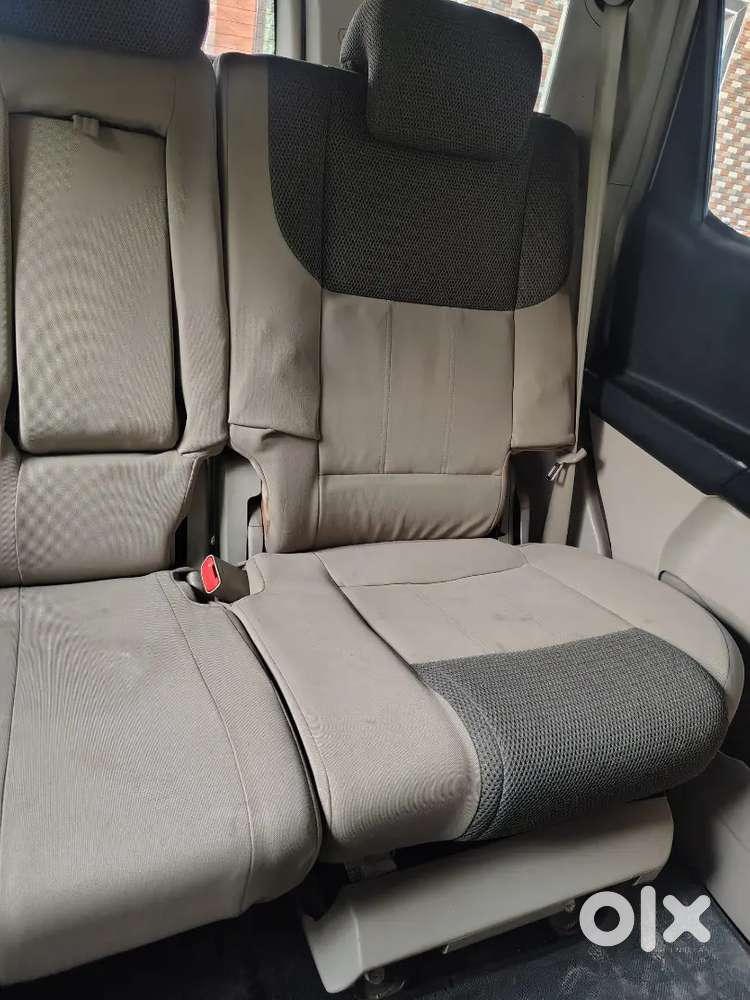 Mahindra Xuv500 W9 Diesel Nov 2017 Sunroof
