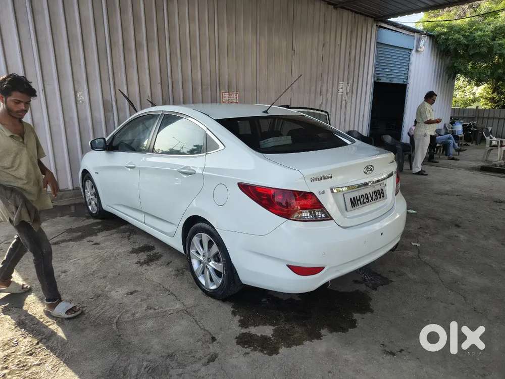 Hyundai Verna Crdi 2012