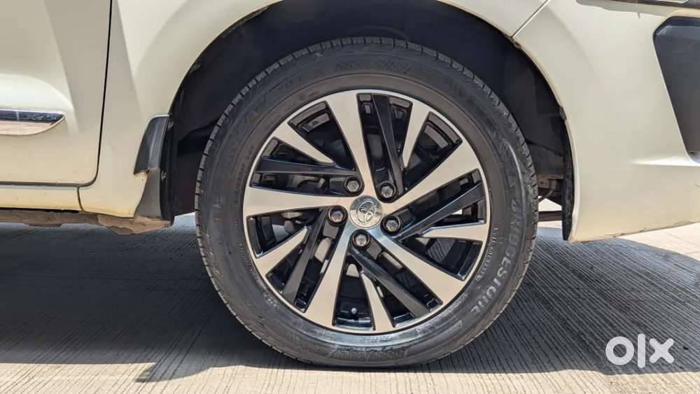 Toyota Innova Crysta [2020-ongoing] 2.4 Zx At 7 Str, 2022, Diesel