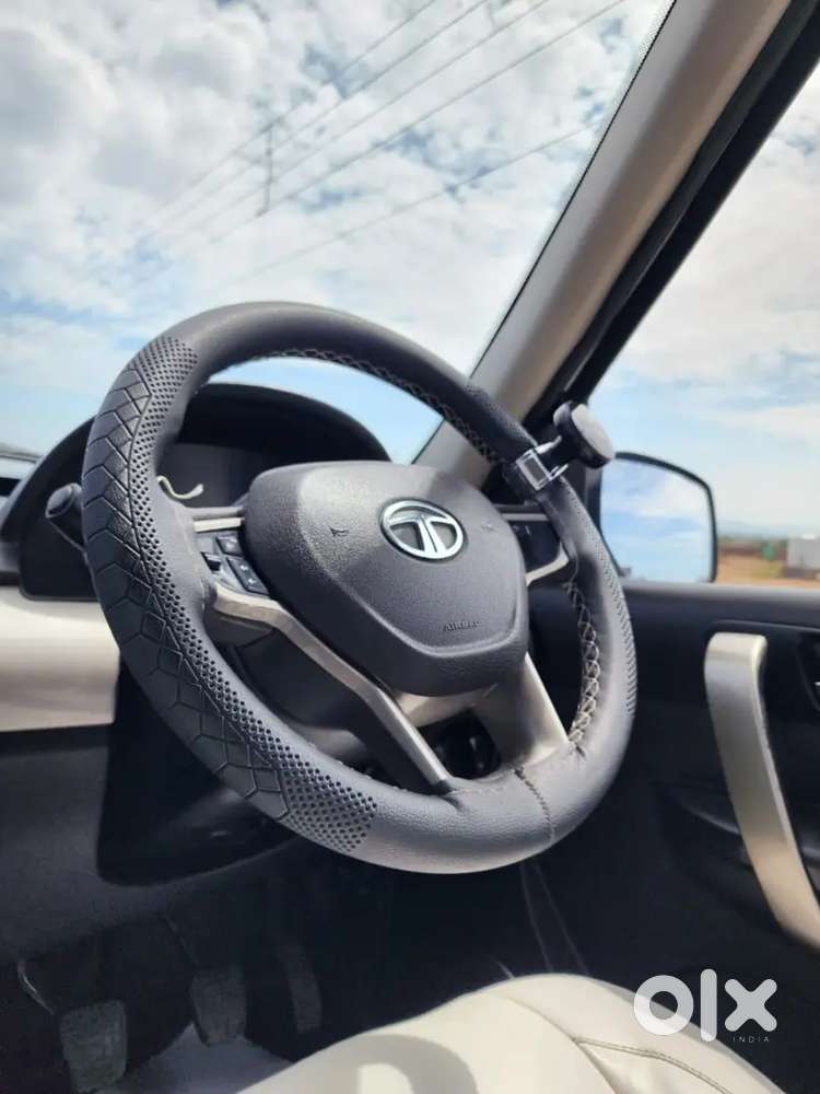 Tata Safari Storme 2019