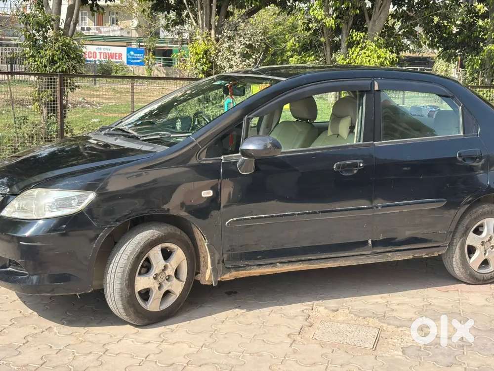 Honda City Zx 2006 Cng & Petrol Well Maintained