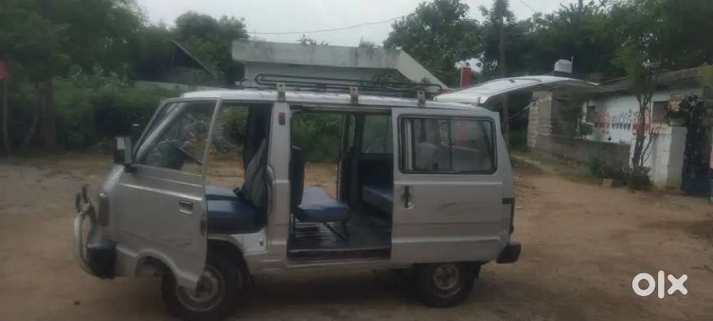 Maruti Suzuki Omni 2010