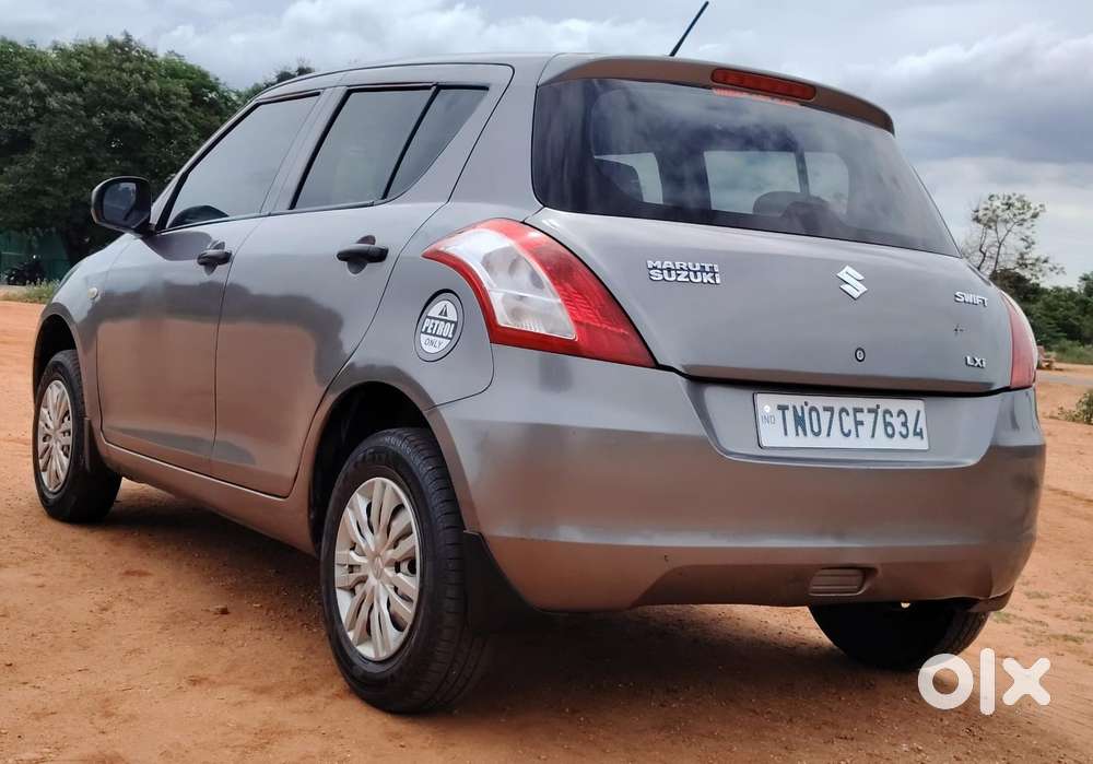 Maruti Suzuki Swift Lxi Optional-o, 2016, Petrol