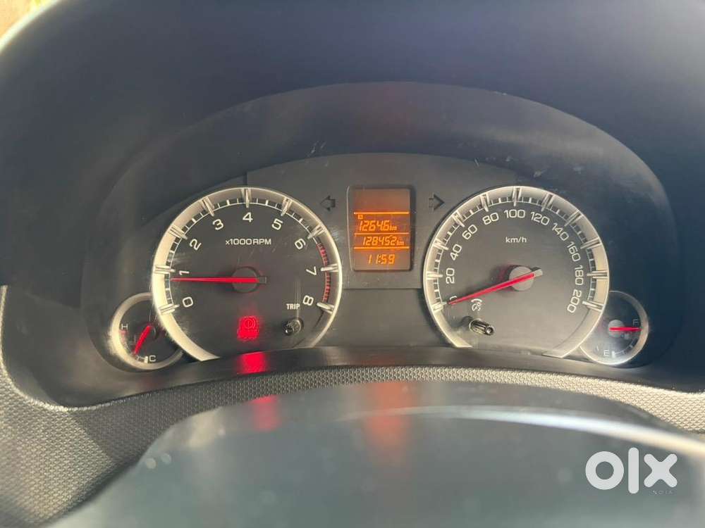 Maruti Suzuki Swift Dzire 2014 Petrol + Cng Well Maintained