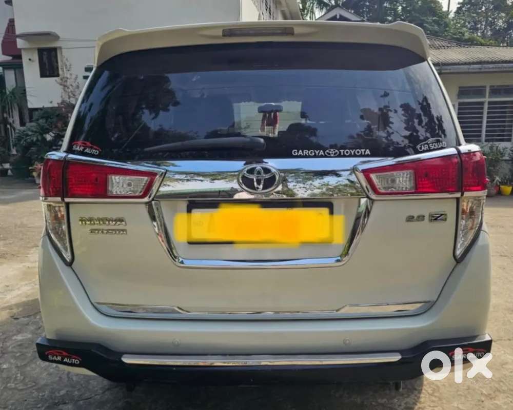 Toyota Innova Crysta 2.8z 2016