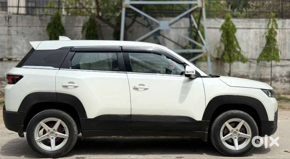 Maruti Suzuki Brezza 1.5 Lxi Cng, 2024, Cng & Hybrids