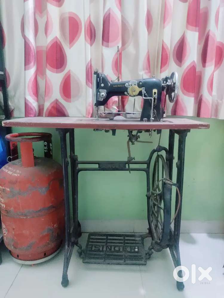 Singer sewing machine