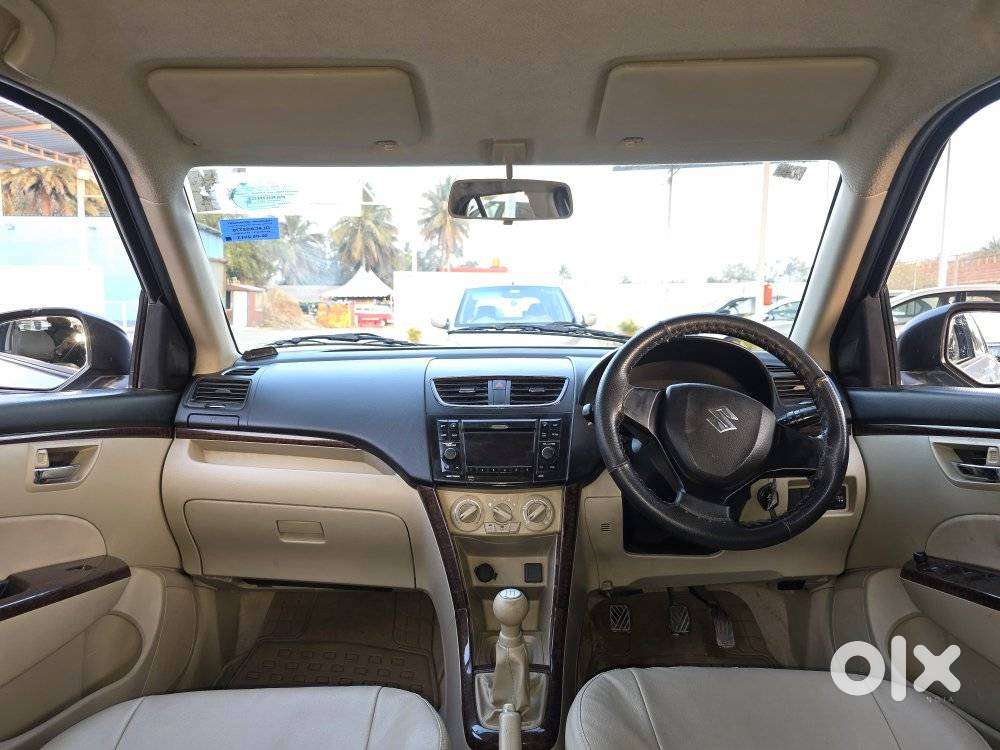 Maruti Suzuki Swift Dzire 1.2 Vxi Bsiv, 2013, Petrol