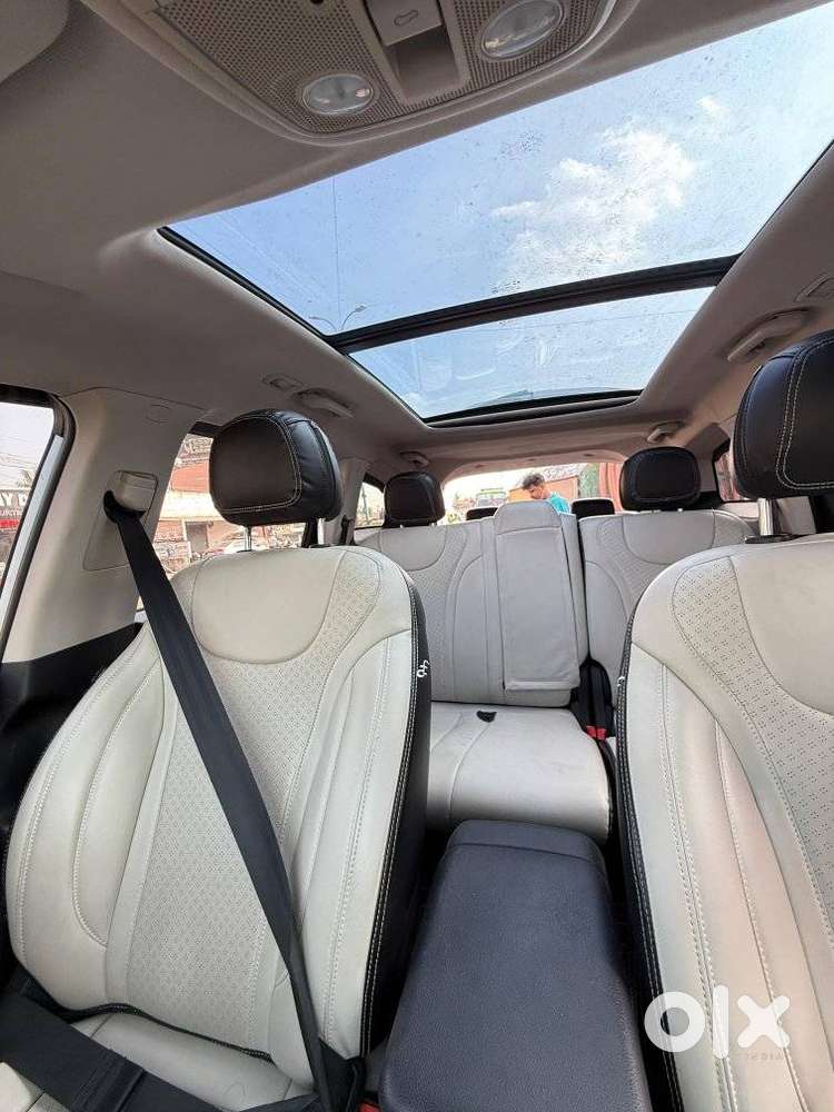 Mahindra Xuv700, 2023, Diesel