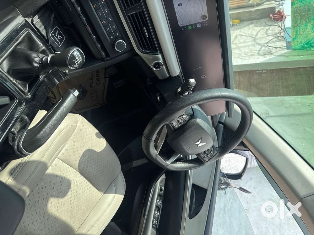 Panoramic Sunroof, Wireless Andriod Auto, Wireless Apple Carplay