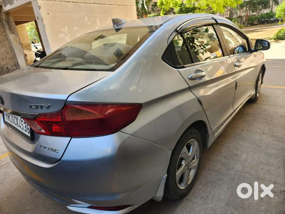 Honda City Vx Automatic Sunroof Top End Model With All Features Loaded