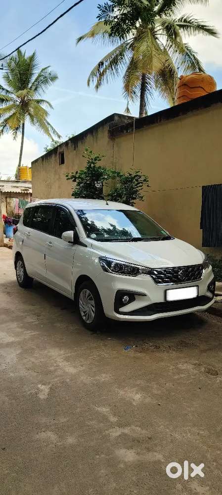 Maruti Suzuki Ertiga Vxi 2025