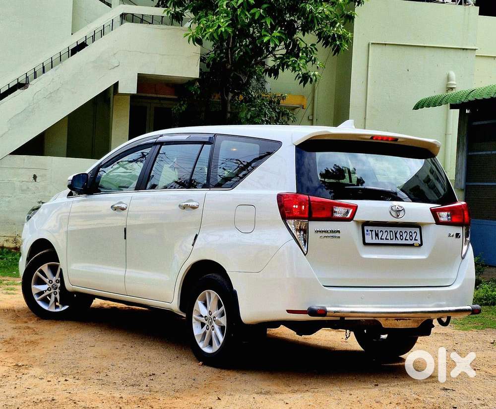 Toyota Innova Crysta 2.4 V 8 Str, 2018, Diesel