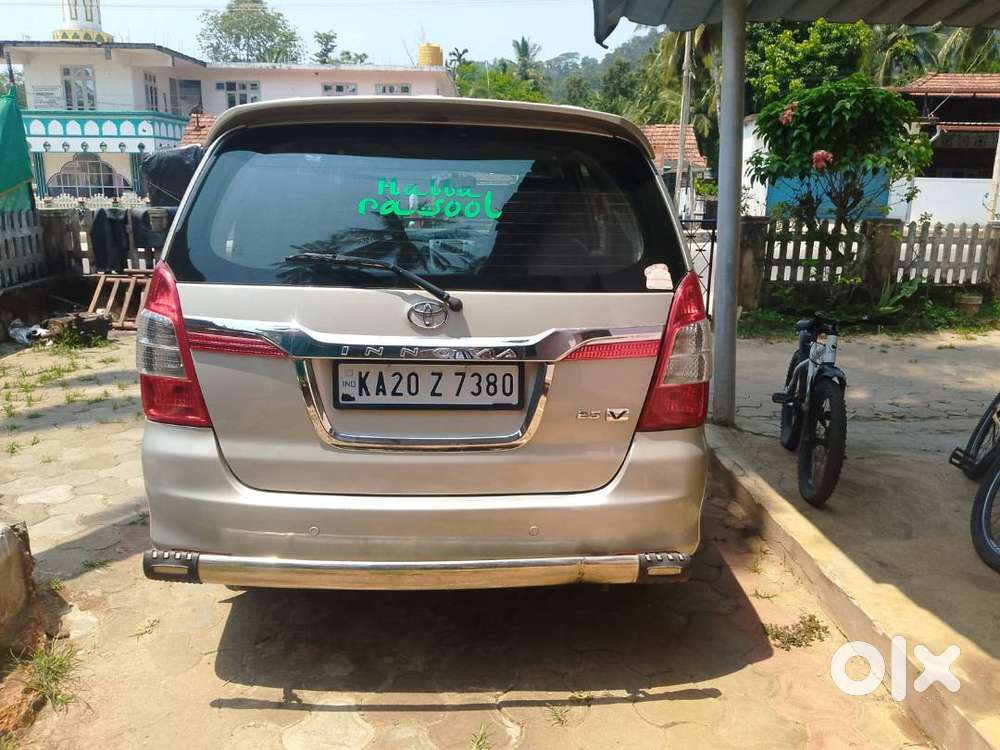 Toyota Innova 2.5 V Bs3 Well Maintained