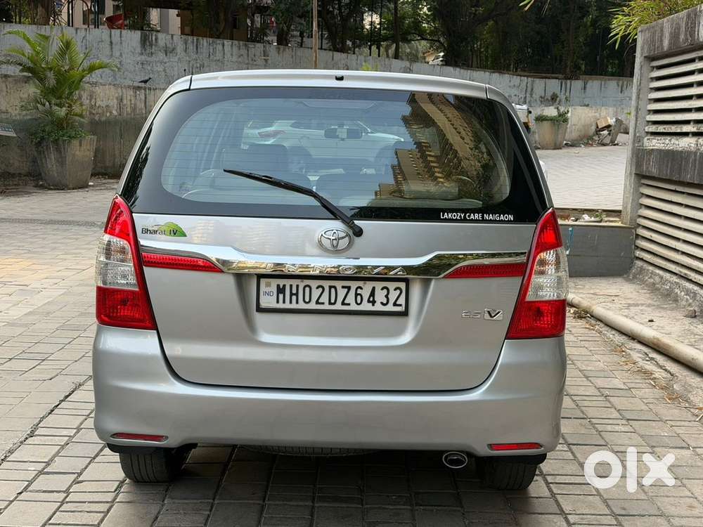 Toyota Innova 2015 Diesel 183000 Km Driven
