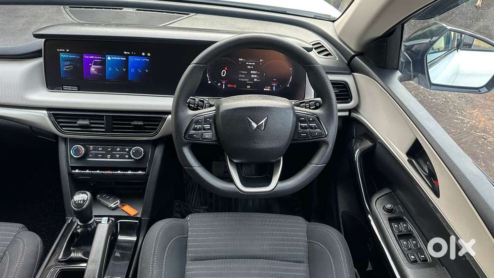 Mahindra Xuv700 2.2 Ax 5 Diesel Mt 7 Str, 2024, Diesel