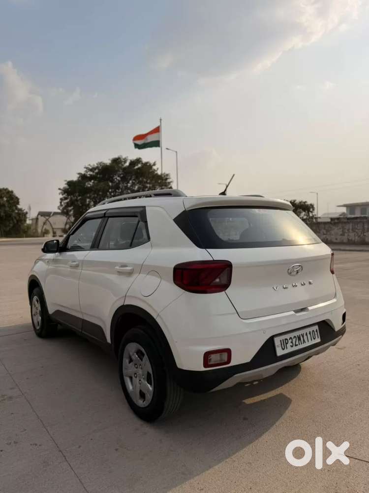 Hyundai Venue S 1.2 Petrol, 2022, Petrol