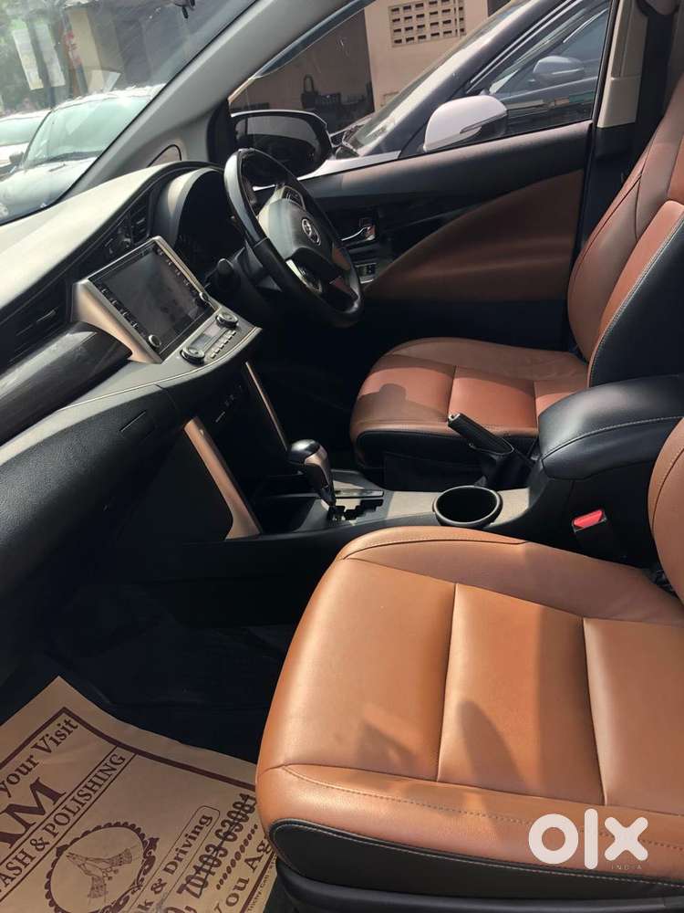 Toyota Innova Crysta [2020-ongoing] 2.4 Zx At 7 Str, 2022, Petrol