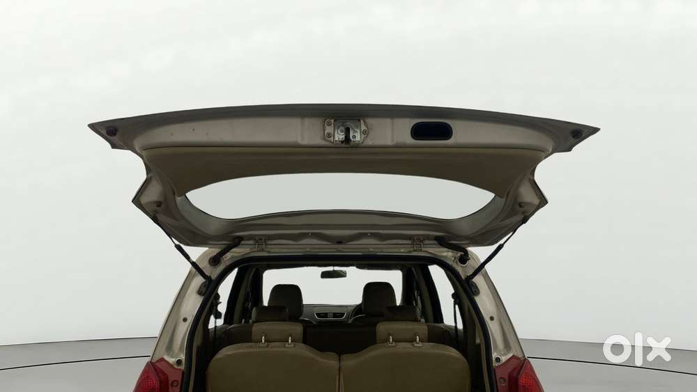 Maruti Suzuki Ertiga Zxi Plus Petrol, 2016, Petrol