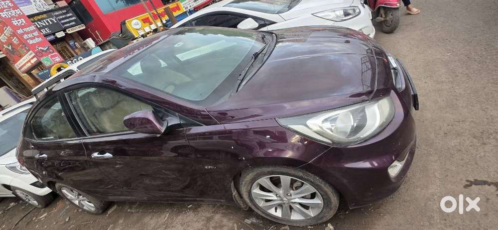 Hyundai Verna 1.6 Sx Crdi (o), 2012