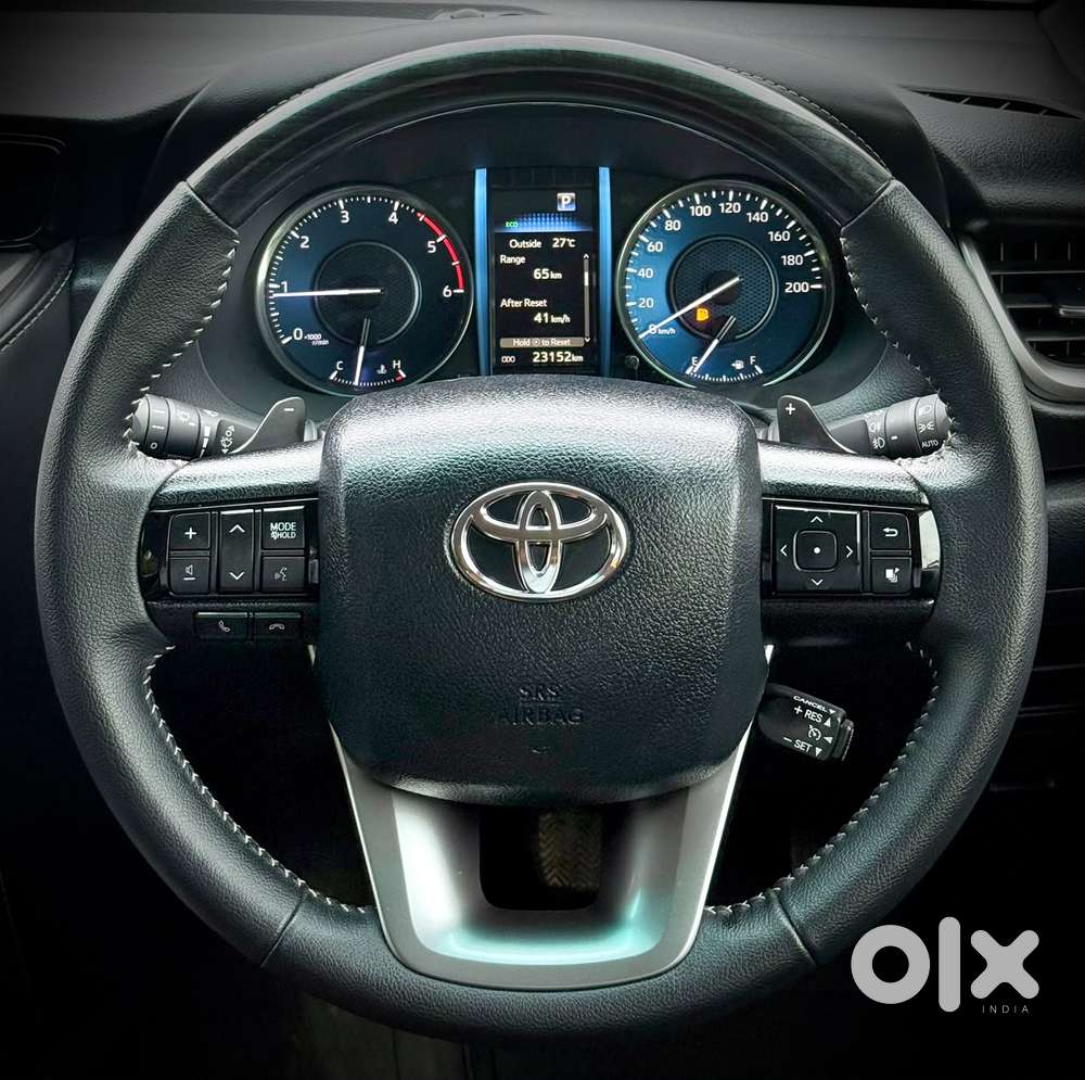 Toyota Fortuner [2021-ongoing] 2.8 2wd Diesel At, 2025, Diesel