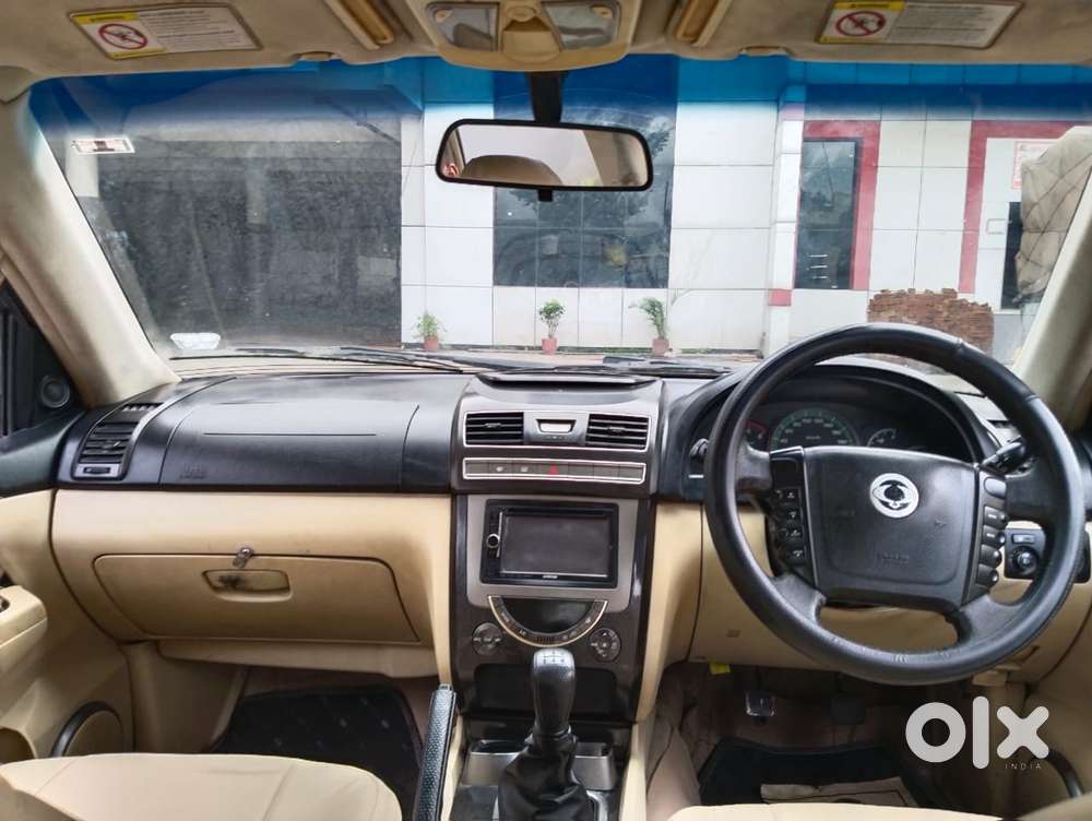 Mahindra Rexton, 2015, Diesel