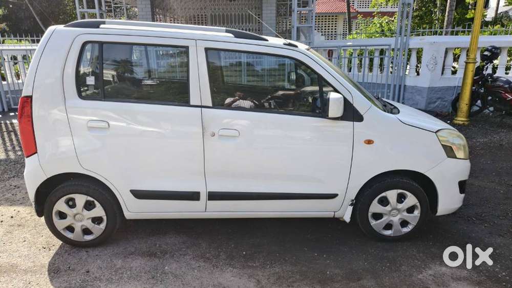 Maruti Suzuki Wagon R Amt Vxi, 2018, Petrol