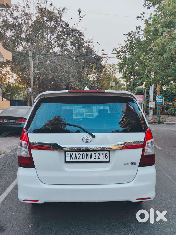 Toyota Innova 2.5 Gx 7 Seater Bs Iv, 2015, Diesel