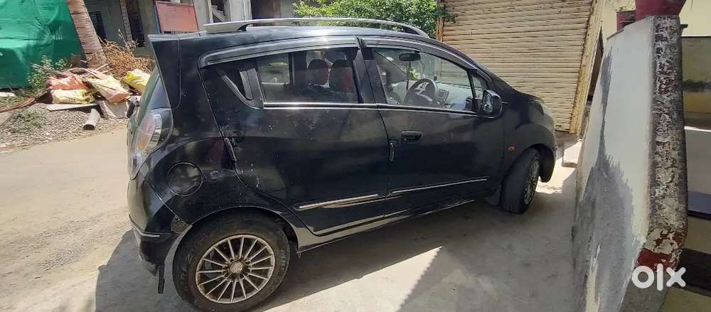 Urgent Sell Car Superb Chevrolet Beat 2011 Petrol 180000 Km Driven