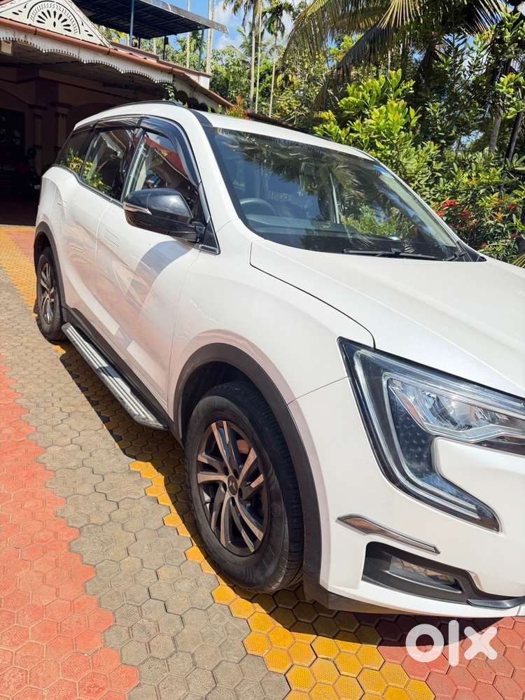 Mahindra Xuv700 Petrol 2023