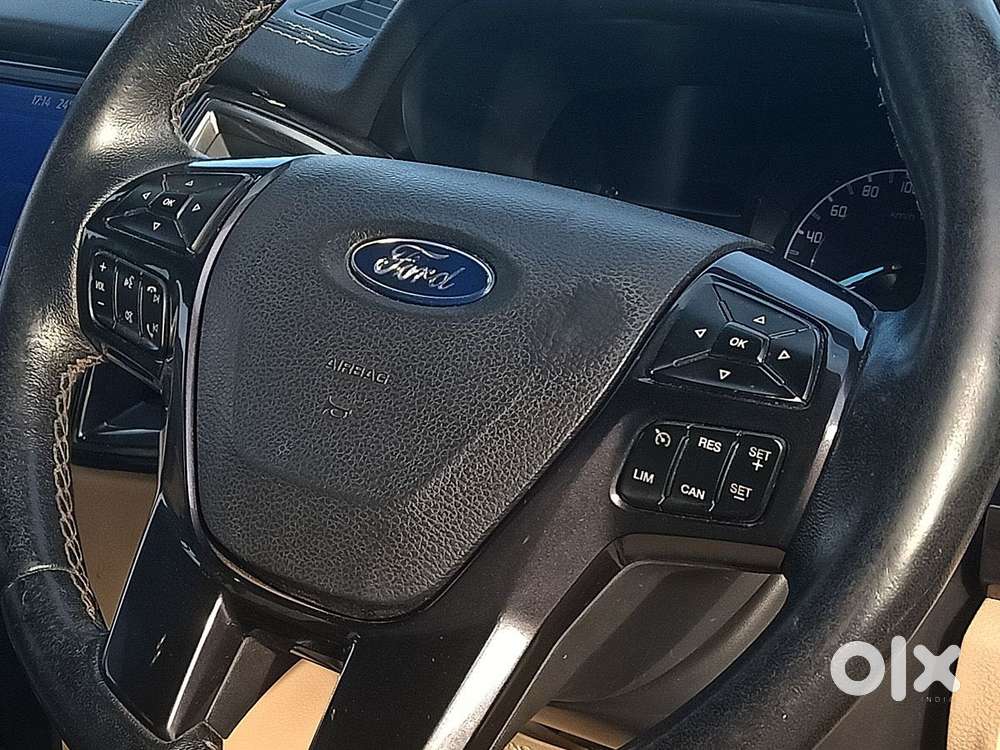 Ford Endeavour Titanium 4x2, 2020, Petrol