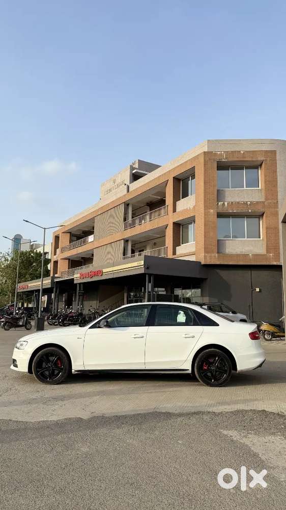 Audi A4 2013 Diesel 150000 Km Driven