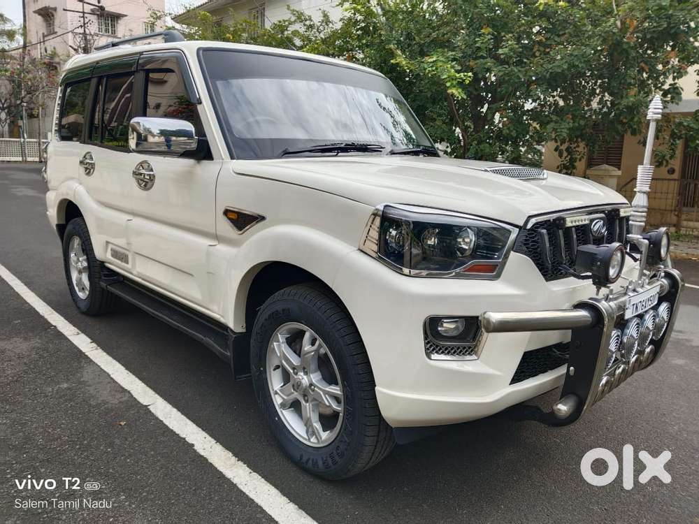 Mahindra Scorpio S10, 2015, Diesel