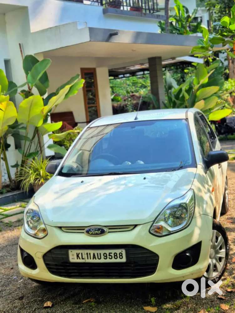 Ford Figo 2014 Petrol 65000 Km Driven