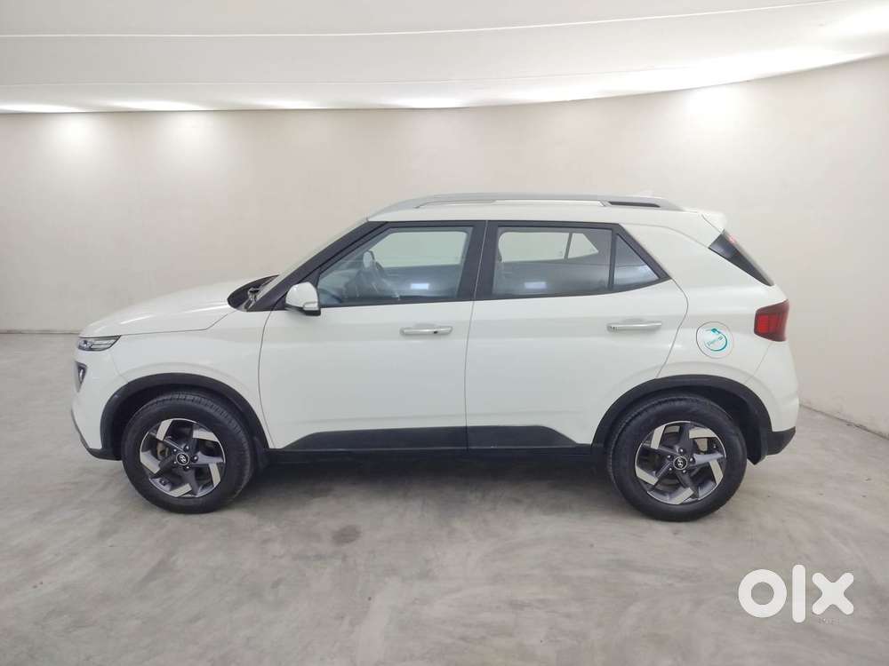 Hyundai Venue 1.0 Sx (o) Turbo Dct, 2022, Petrol