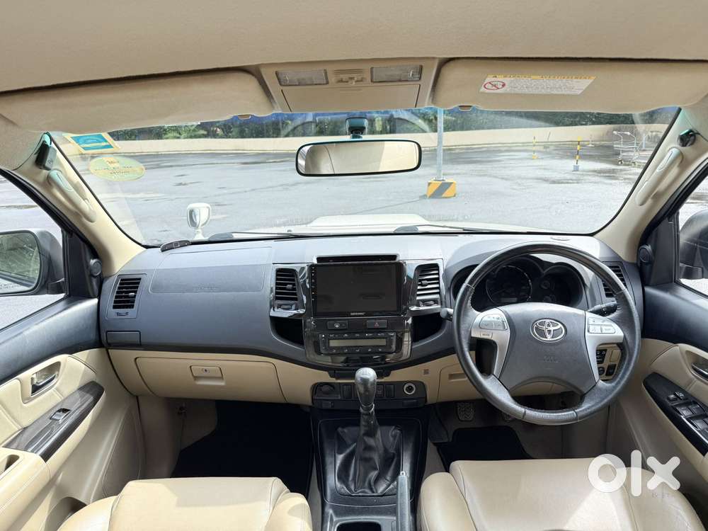 Toyota Fortuner 4x2 Manual, 2015, Diesel