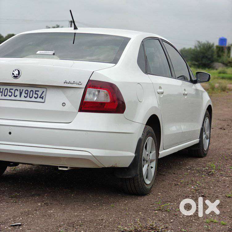 Skoda Rapid 1.5 Tdi At Ambition Plus, 2017, Diesel