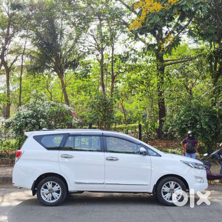 Toyota Innova Crysta 2.4 Z 7 Str, 2016, Diesel