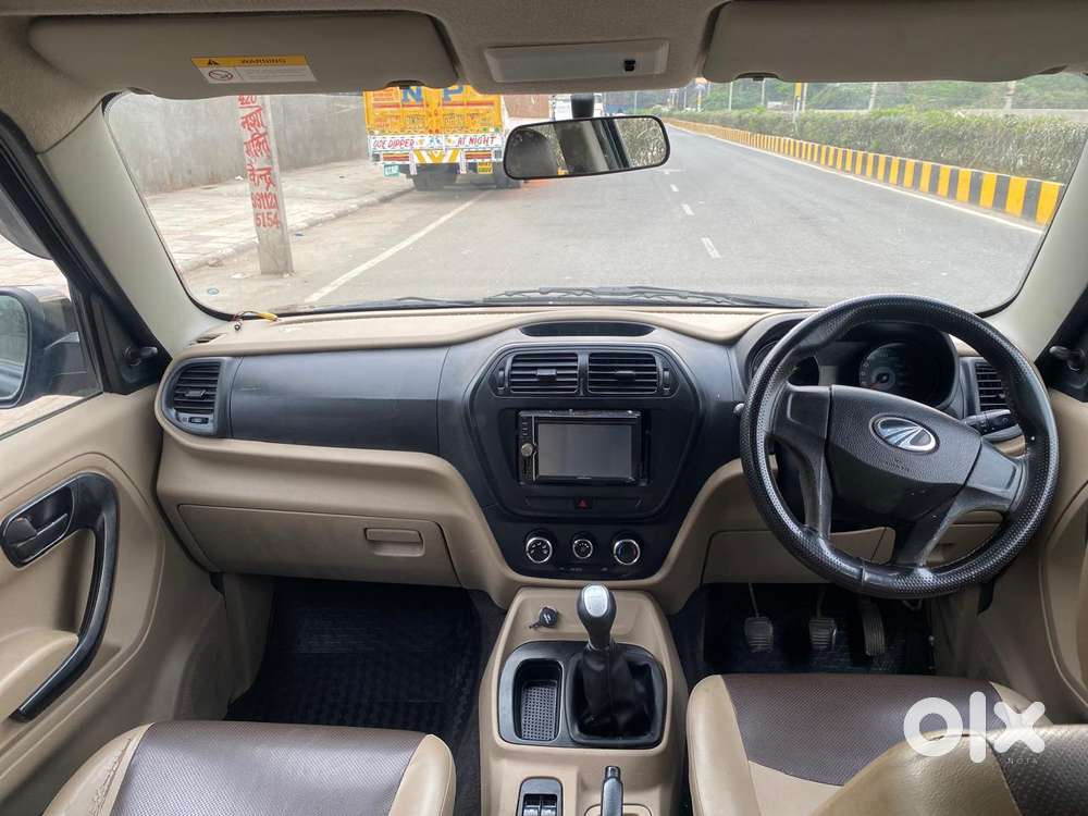Mahindra Tuv 300 Mhawk100 T8, 2017, Diesel